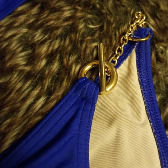 VS swim set 34B - Picture 2 of 4